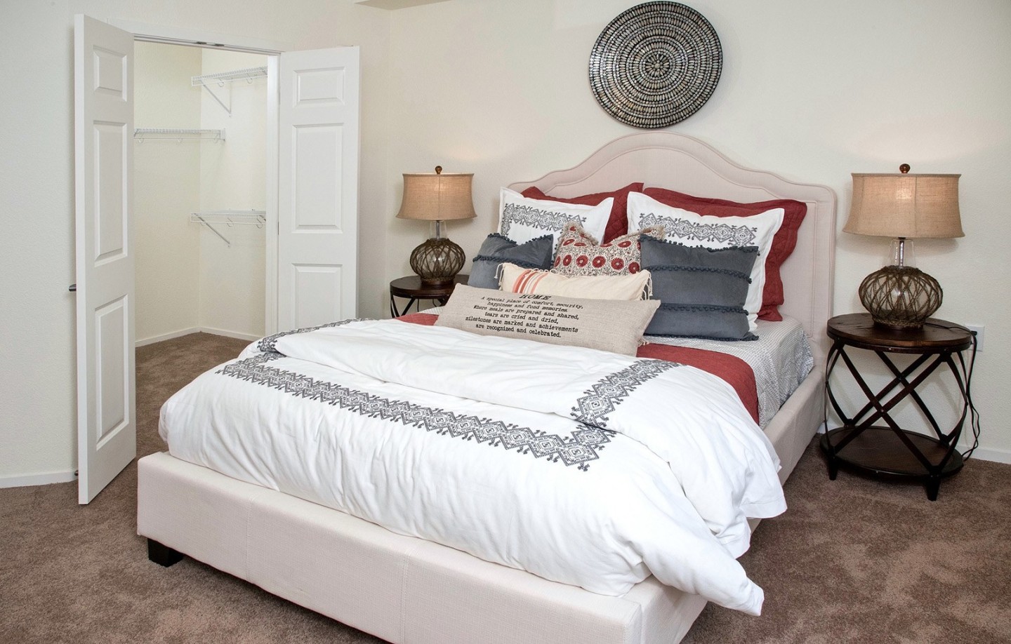 Senior & Affordable Housing – The Legends of Columbia Heights 55+ Living Image 7