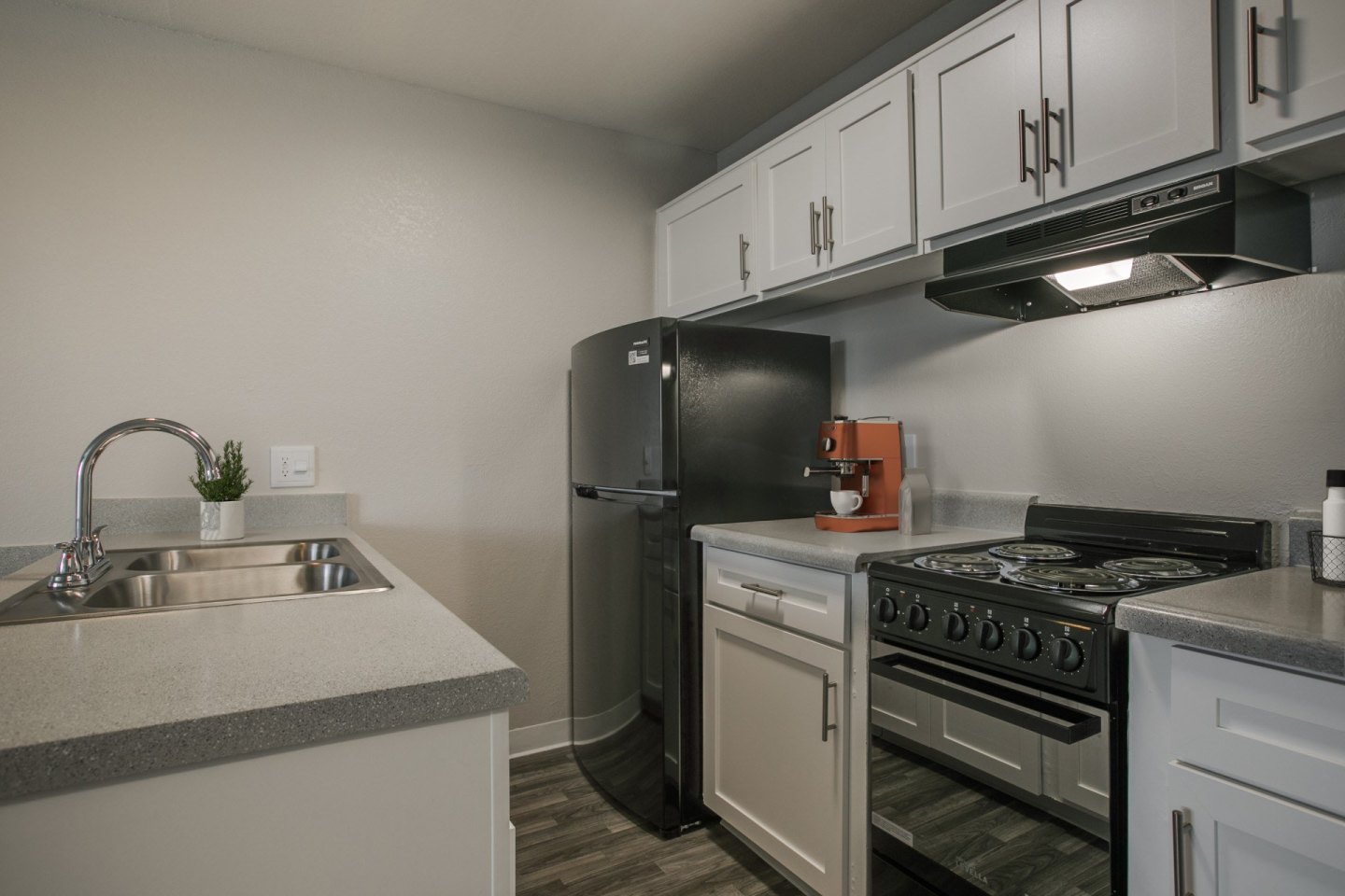 Cinnamon Tree Apartments Image 18