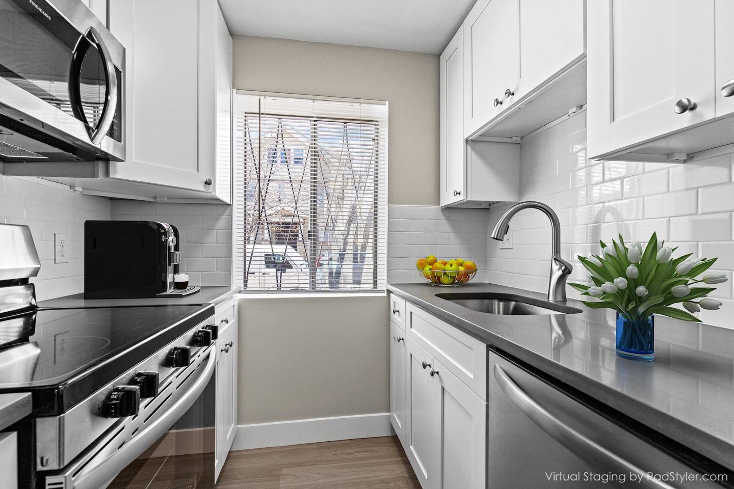 Camelot Apartments Image 1