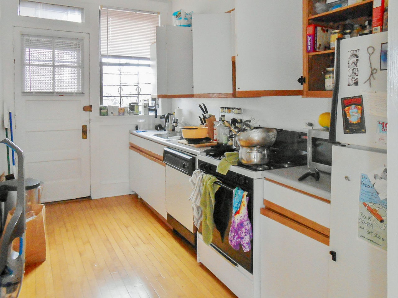 3501 North Greenview Apt. Image 7