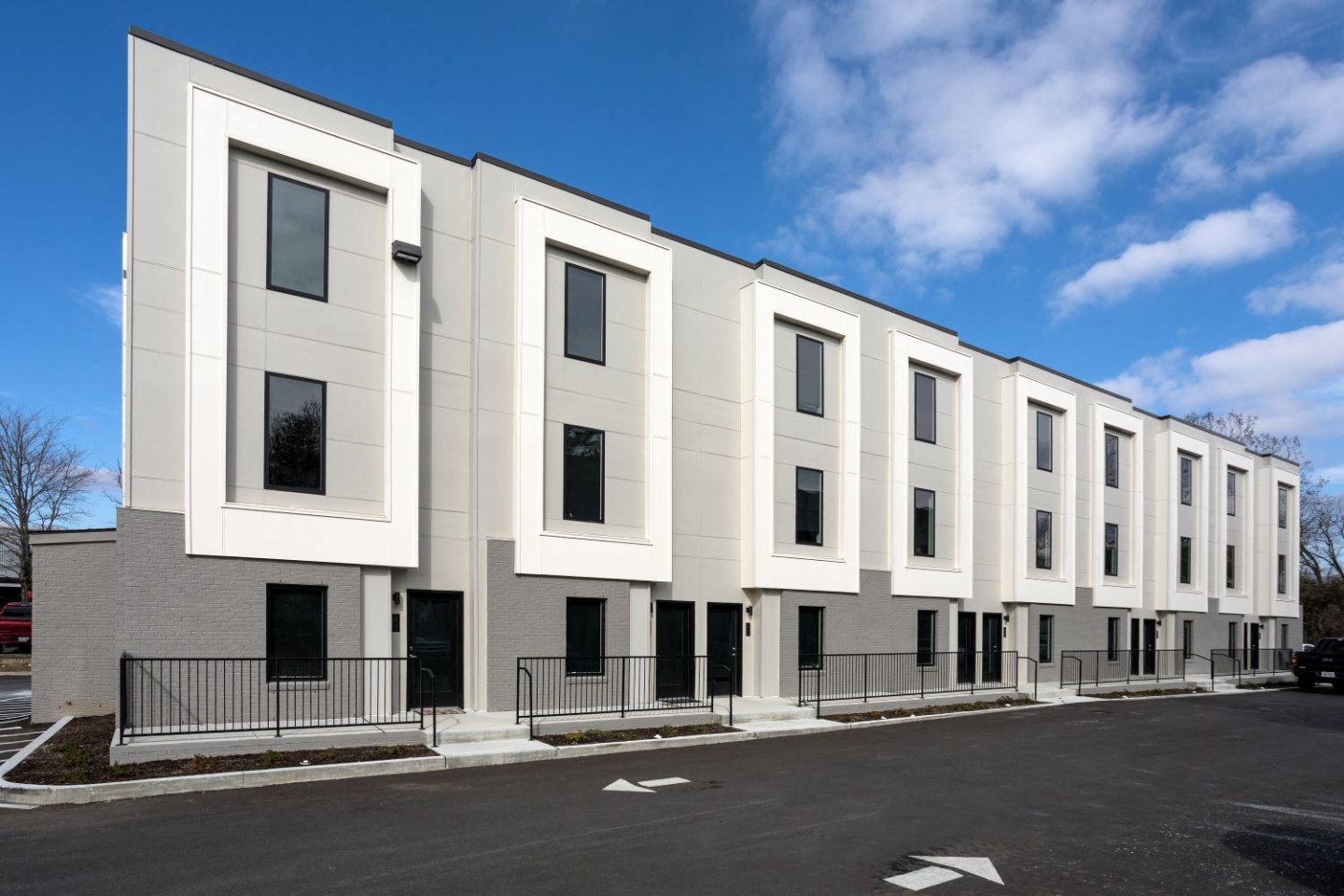 Fifty Forty Flats Image 6
