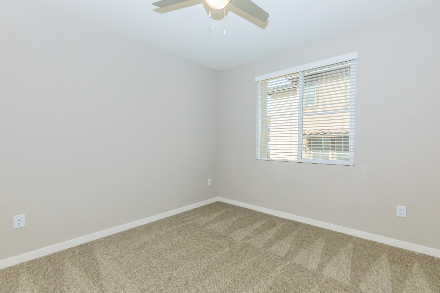 Los Alamitos Luxury Apartments Image 49
