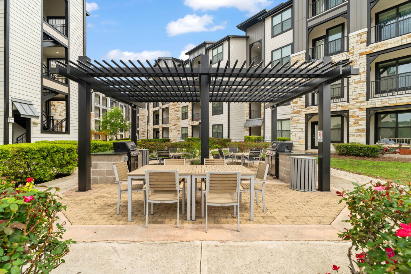 Axis Hamilton Image 35