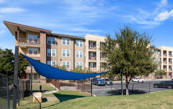 The Vance at Huebner Oaks Image 31