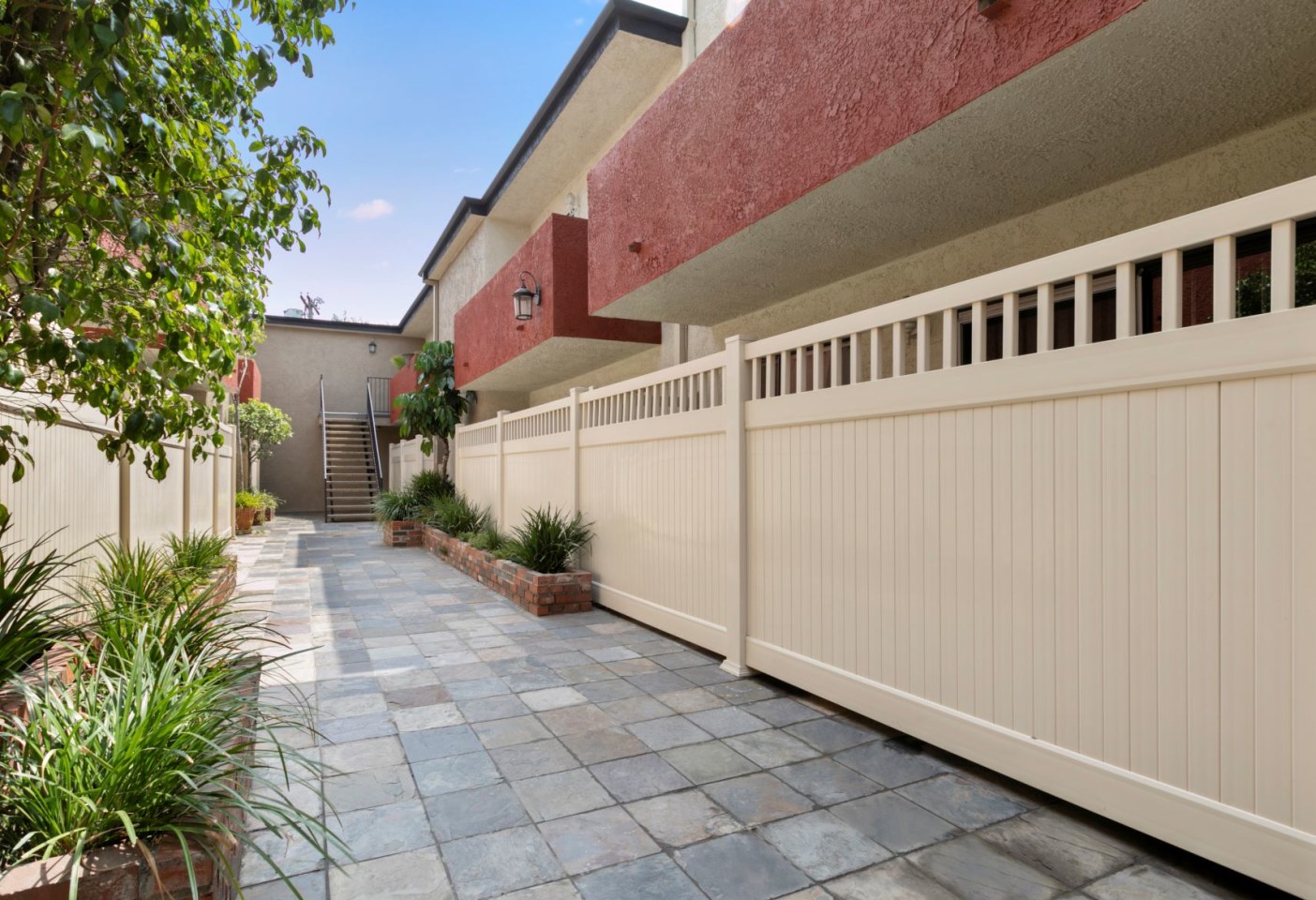 Brody Terrace Image 19