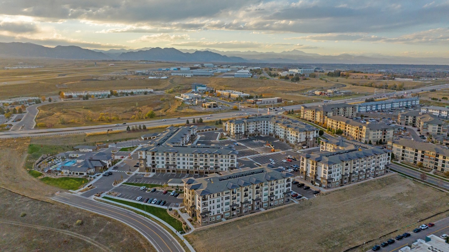Destination at Arista Apartments Image 6