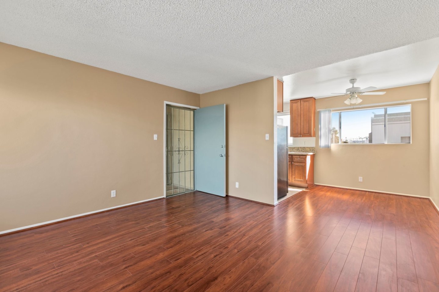 San Vicente Apartments Image 1