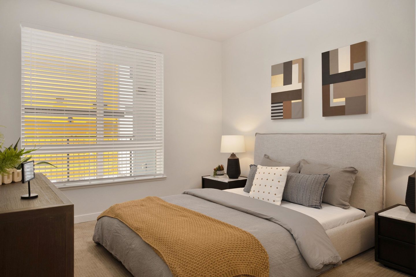 Halcyon Apartments Image 81