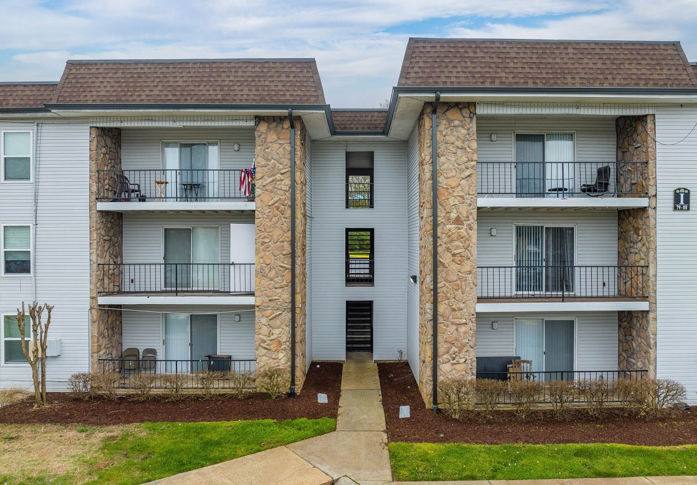 Orchard Park Apartments Image 2