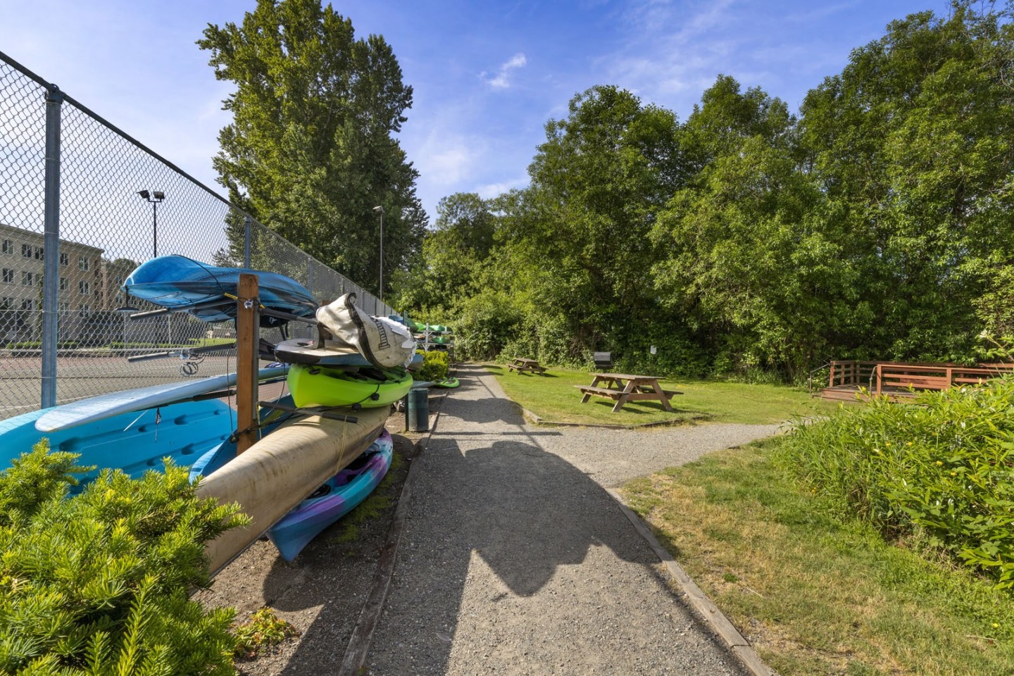 VILLAGGIO ON YARROW BAY Image 32