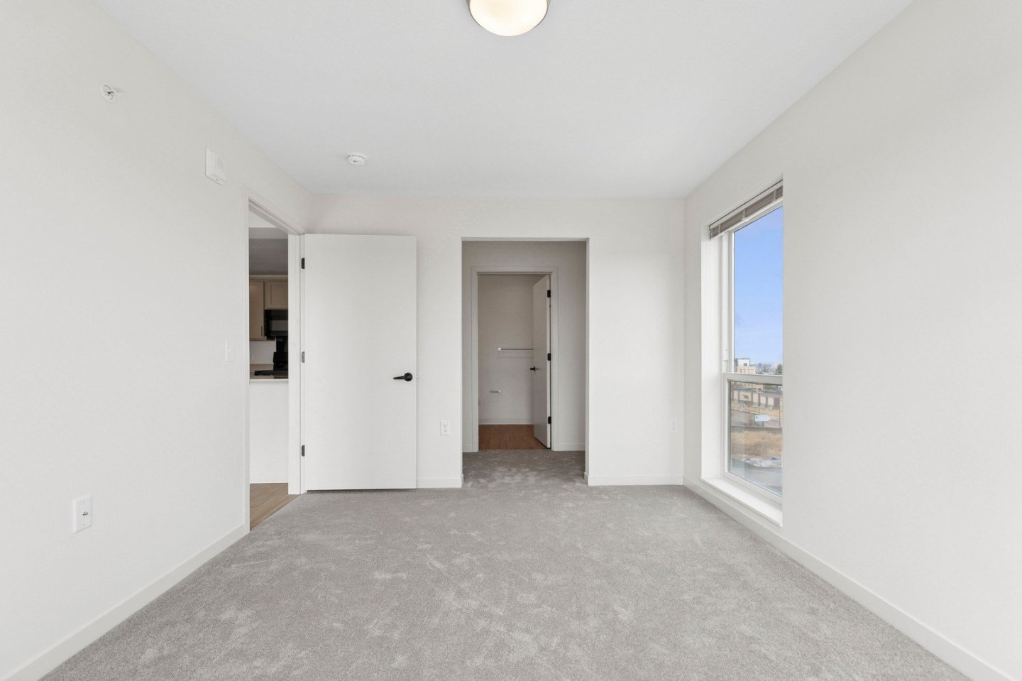 Marshall Avenue Flats Image 22