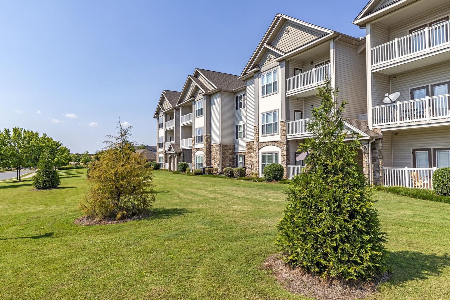 Enclave at Rivergate Image 16