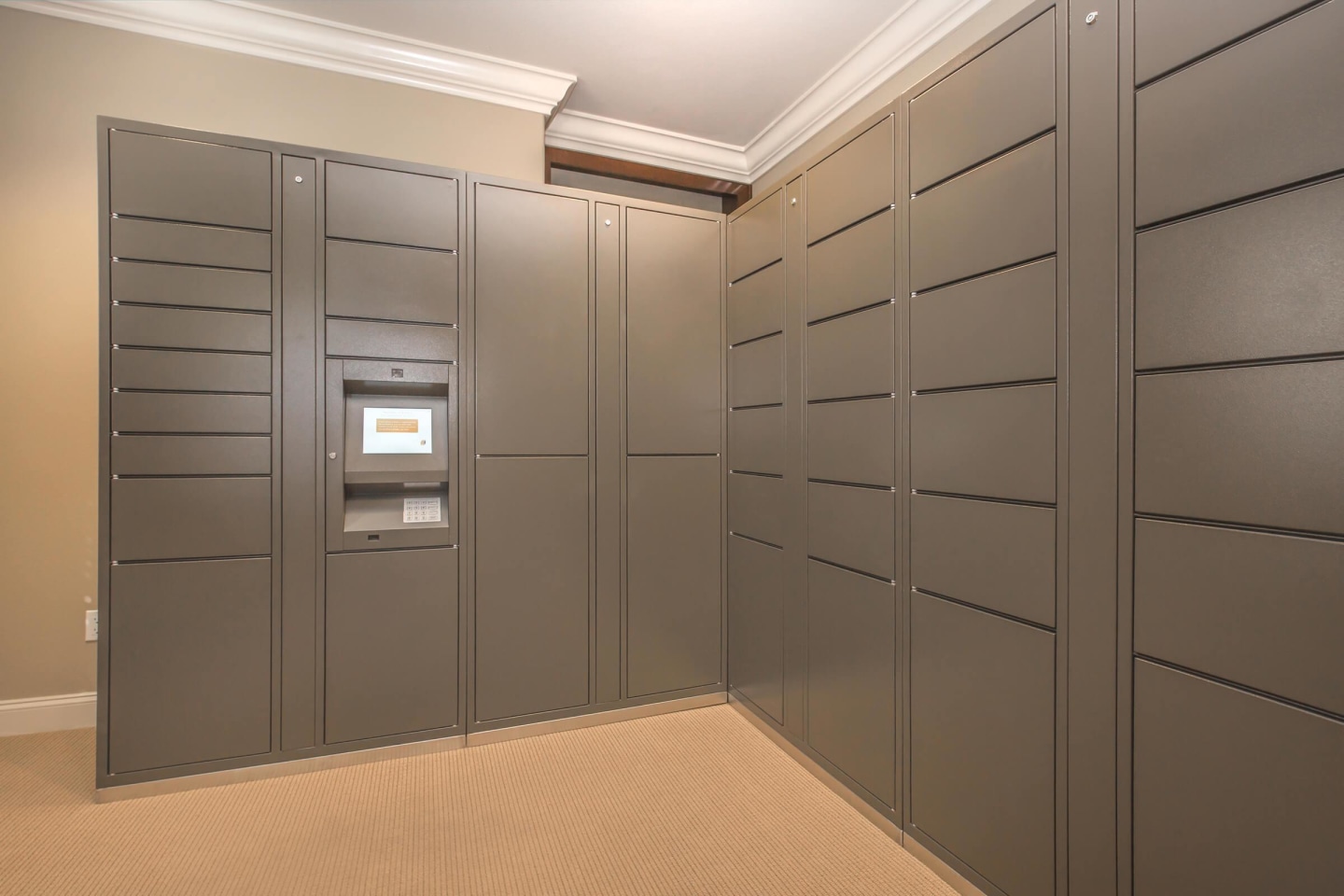 Laurel Vista Apartment Homes Image 10