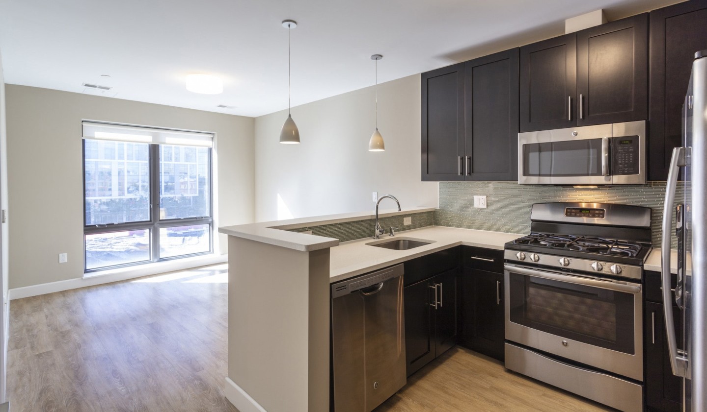 Axiom Apartment Homes Image 10
