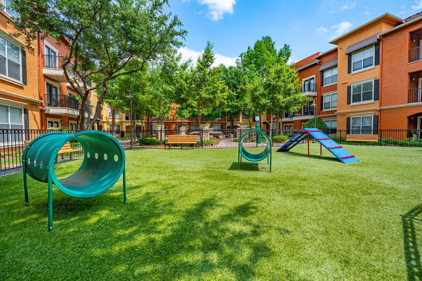 Allura Las Colinas Image 9
