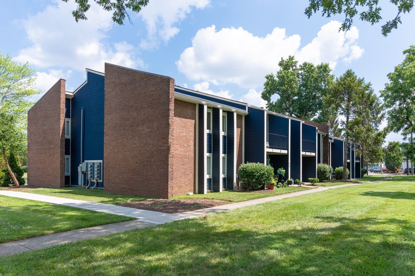 Crestview at Louisville Apartments Image 3