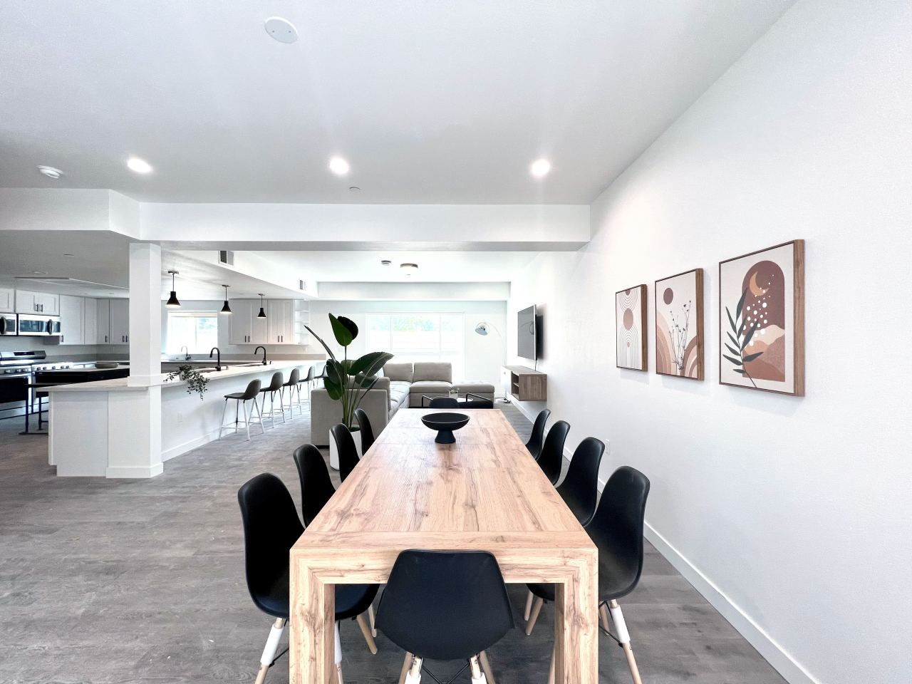 1439 W 37th Drive - Co-Living Image 7