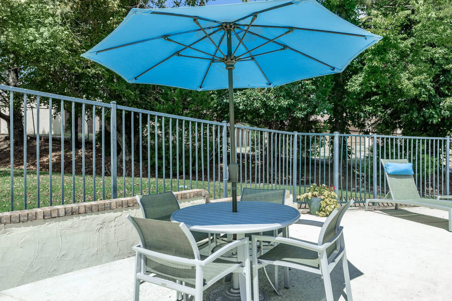 The Residences at 1671 Campbell Image 17