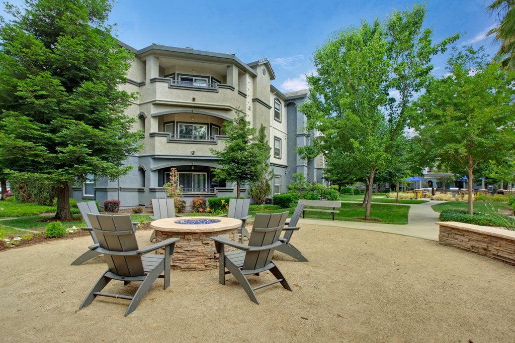 Broadleaf Apartments Image 20