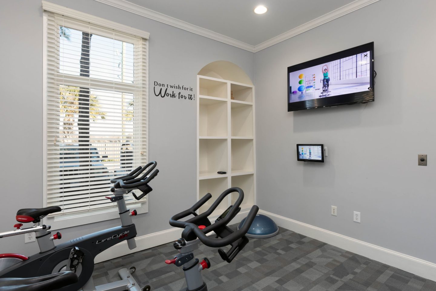 Lakefront Villas Image 15