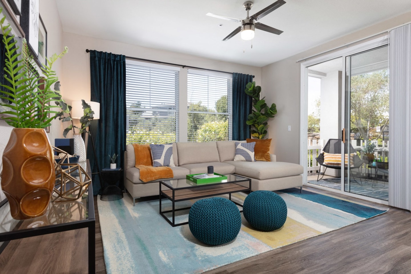 Montrachet Apartment Homes Image 2