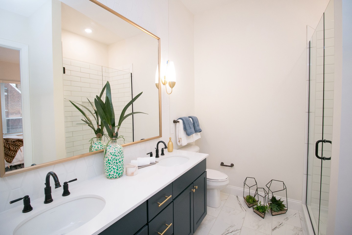 Luxe 23 Image 16