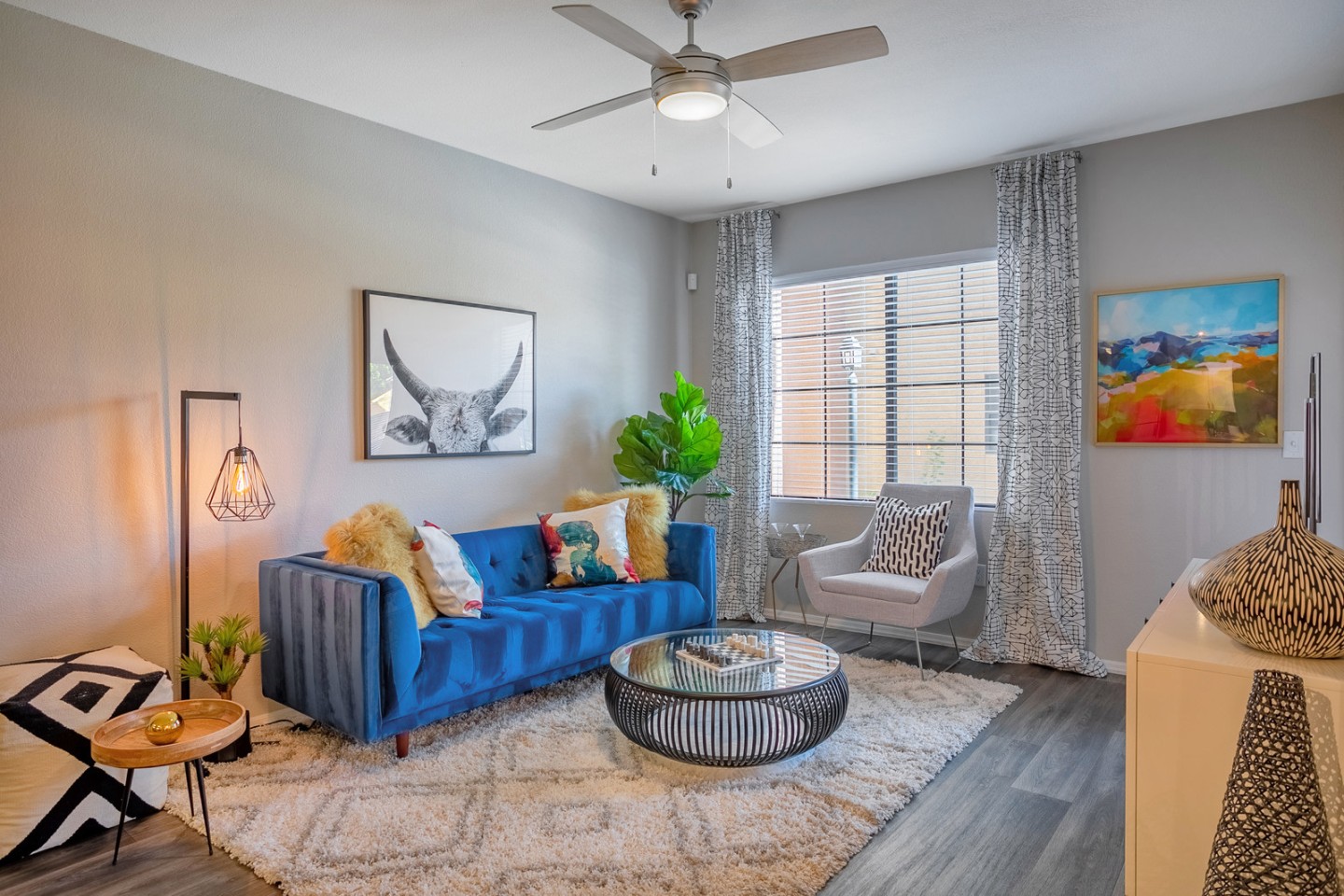 Mandarina Luxury Apartment Homes Image 30
