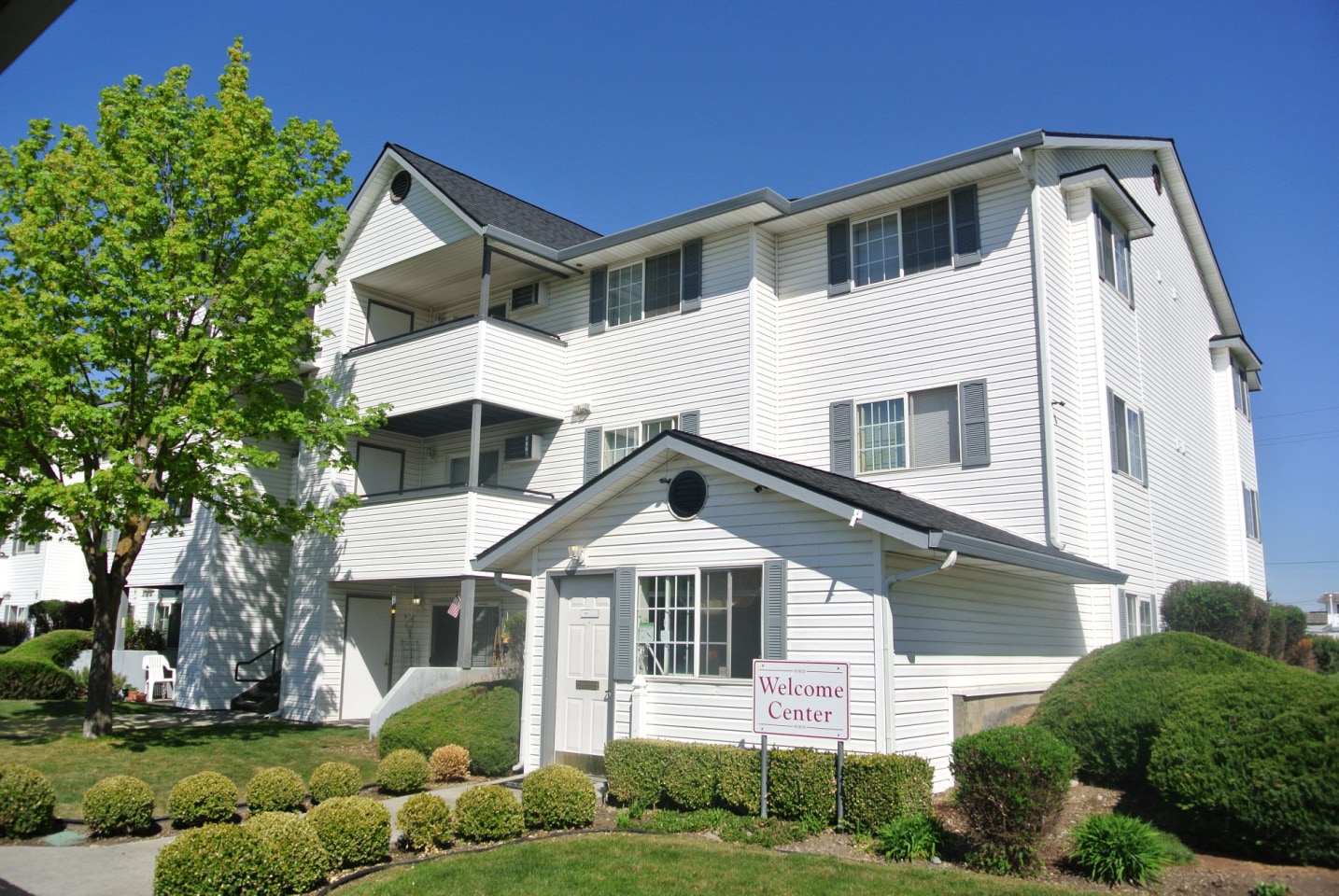 Farr Court Apartments Image 13