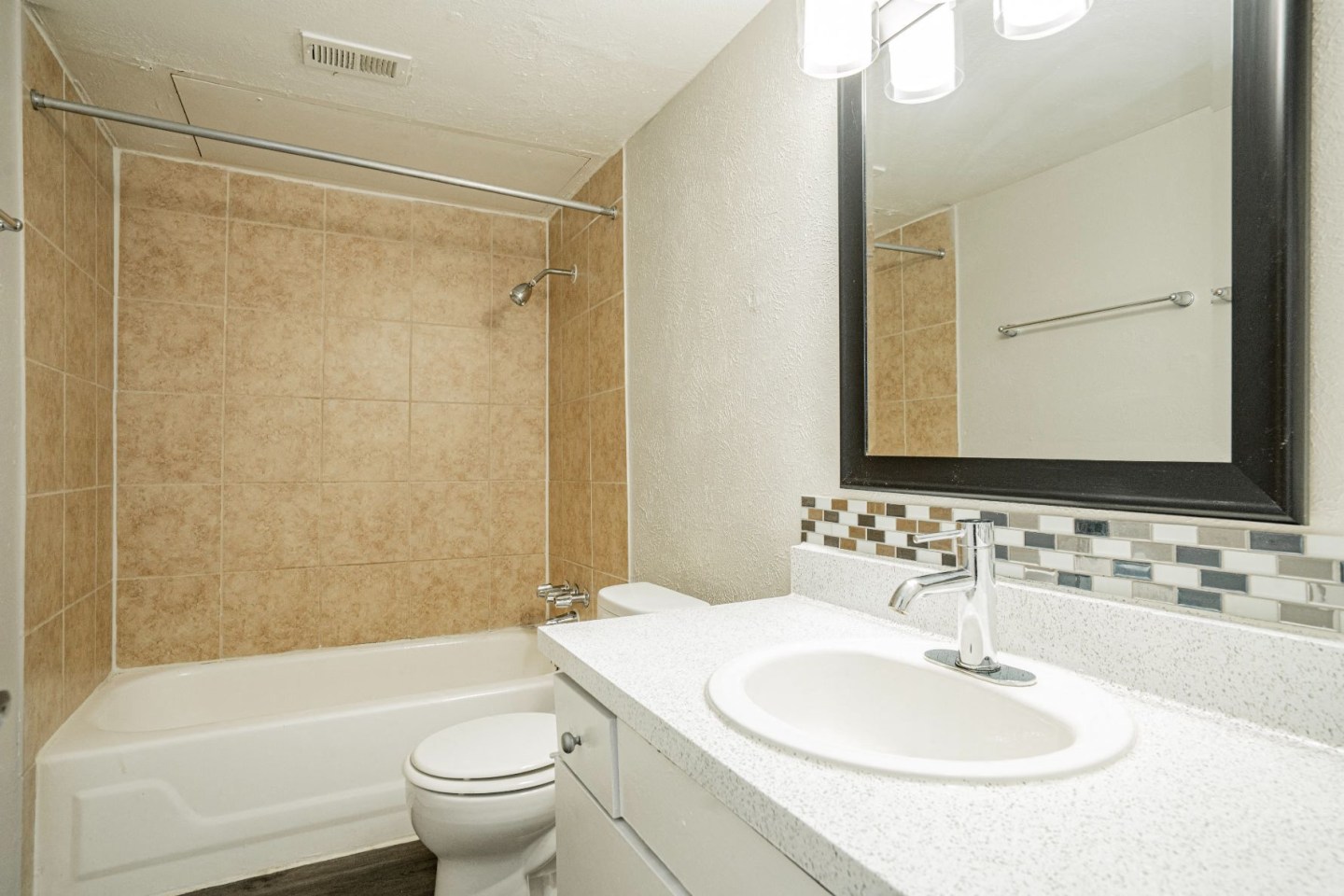 Brookshire Apartments Image 19
