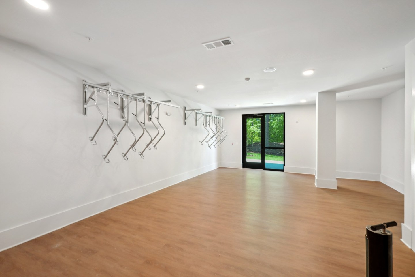 Solay Carnes Crossroads Apartments Image 18