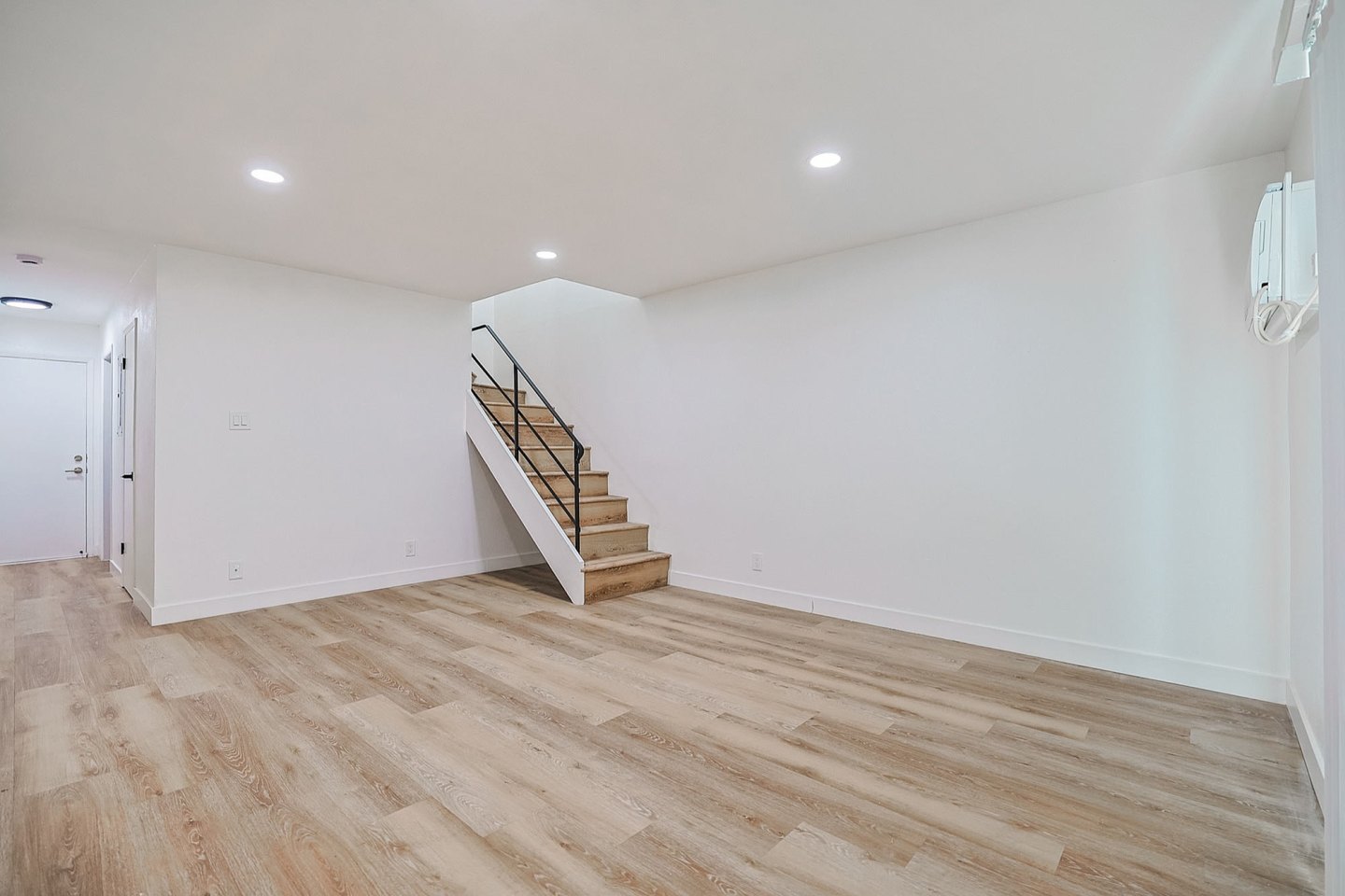 Orange Grove Townhomes Image 9