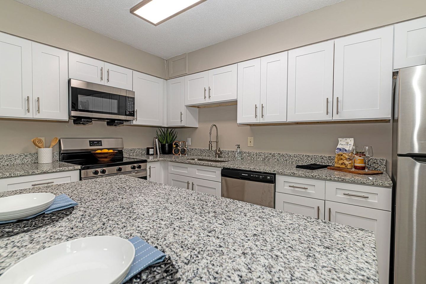Windsor Village Image 9