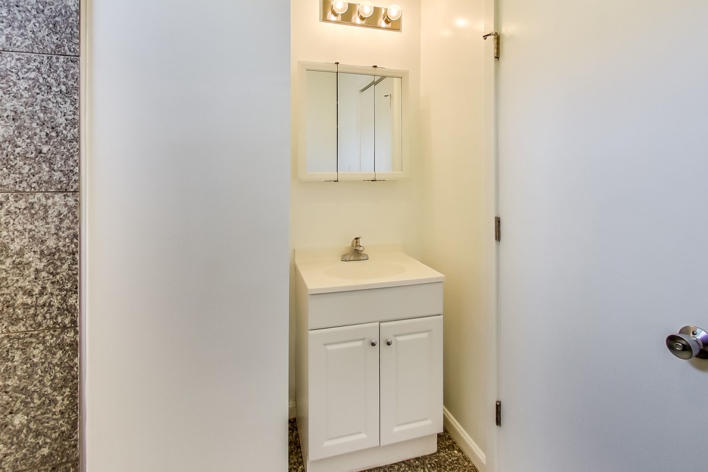 57 Taylor Image 11