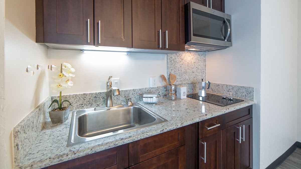Waikiki Walina Apartment Homes Image 9