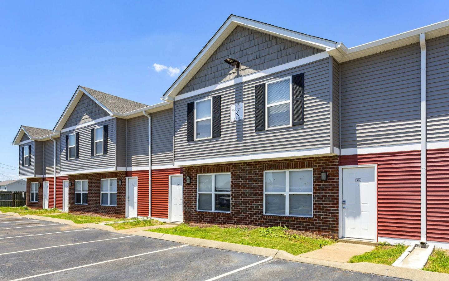 Chariot Pointe apartments Image 21