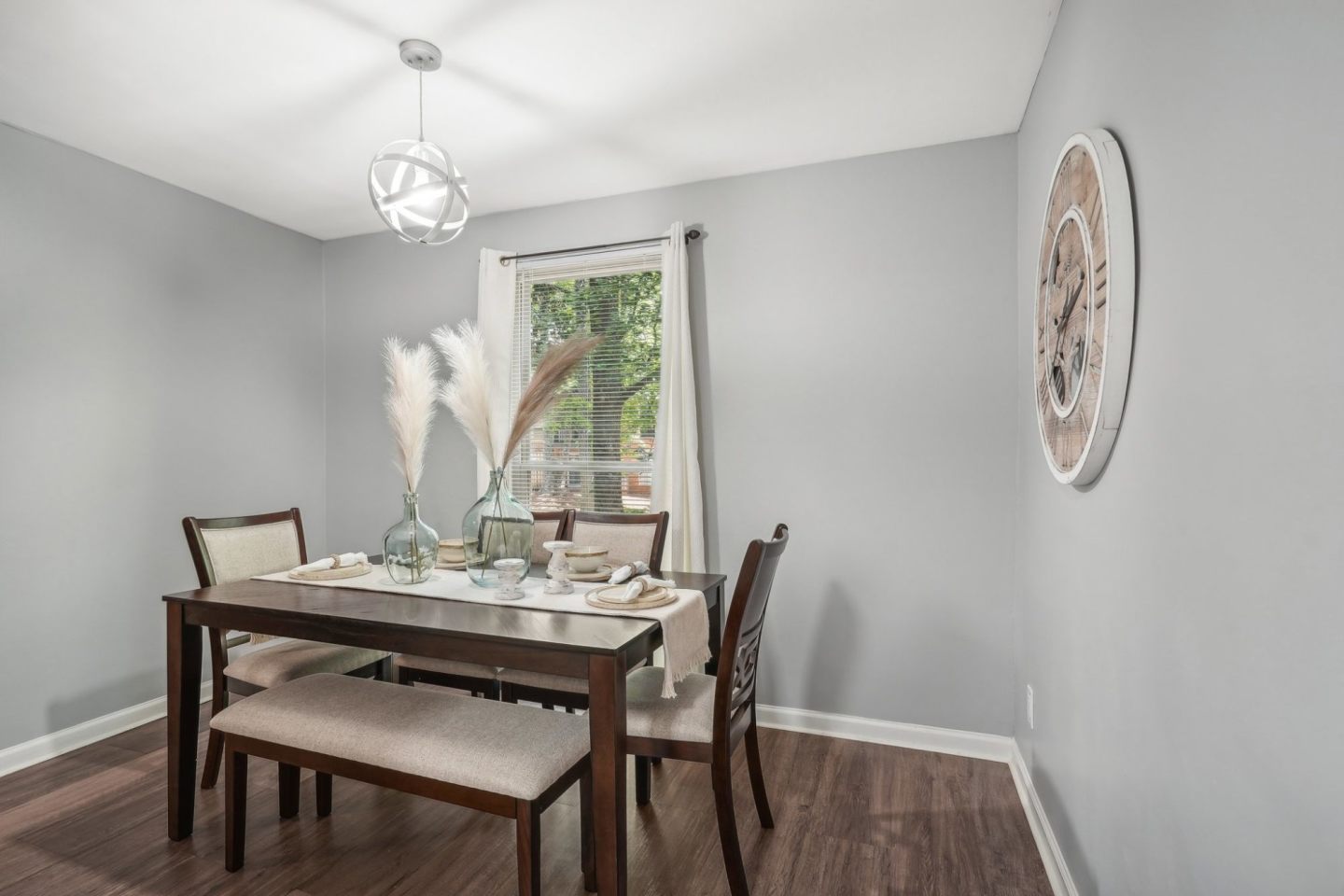 Avondale Village Image 42