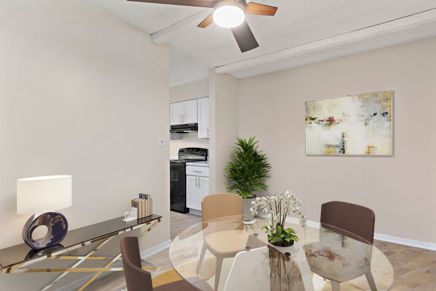 Stone Oak Apartments Image 1