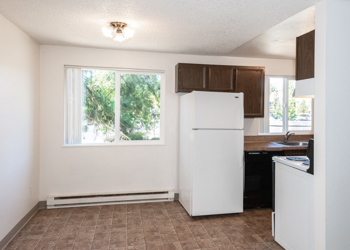 Hallmark Apartments Image 16