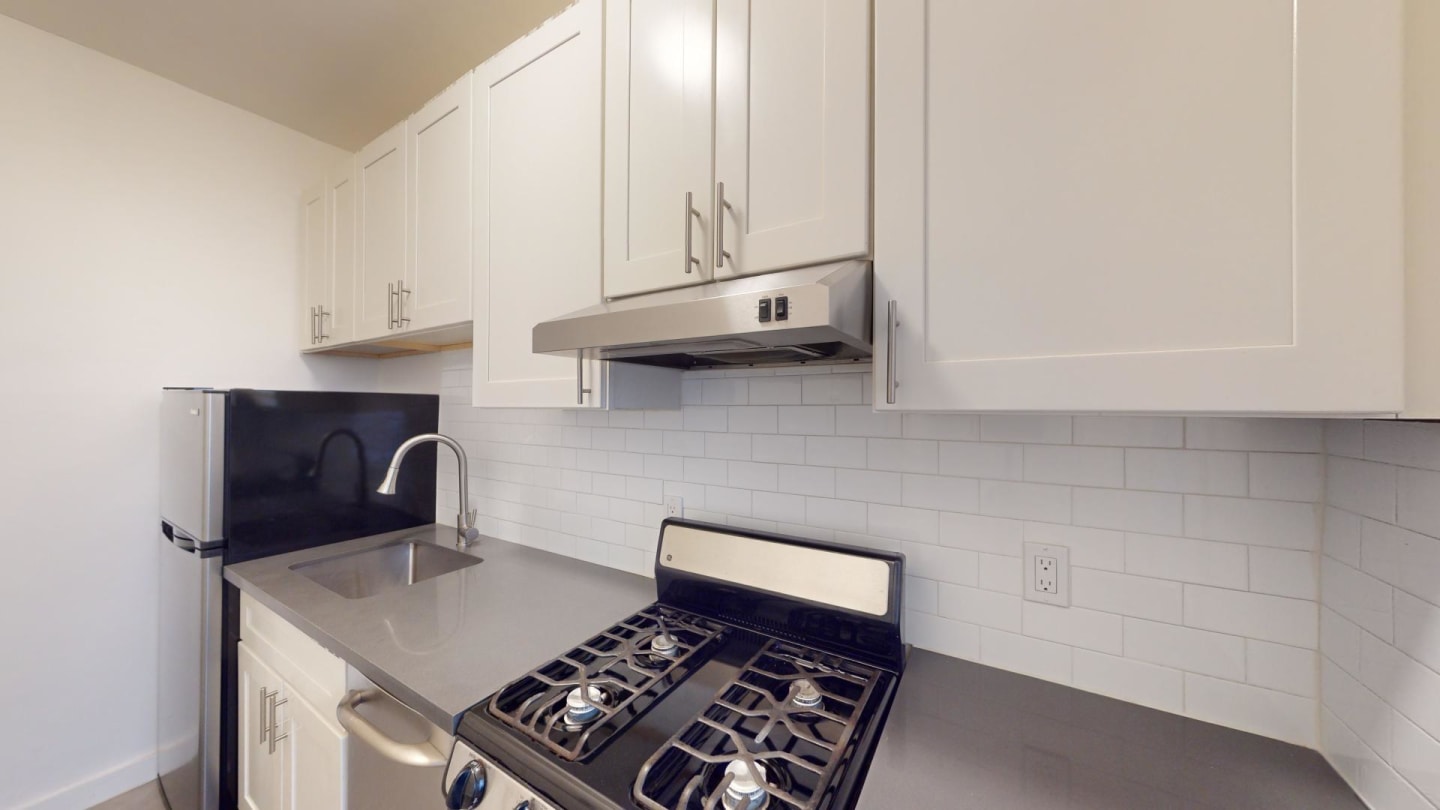 701 Taylor Image 5