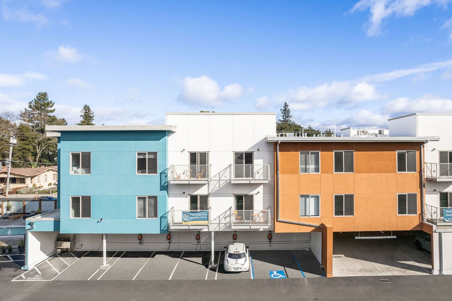 Pullman Modern Urban Apartments Image 68