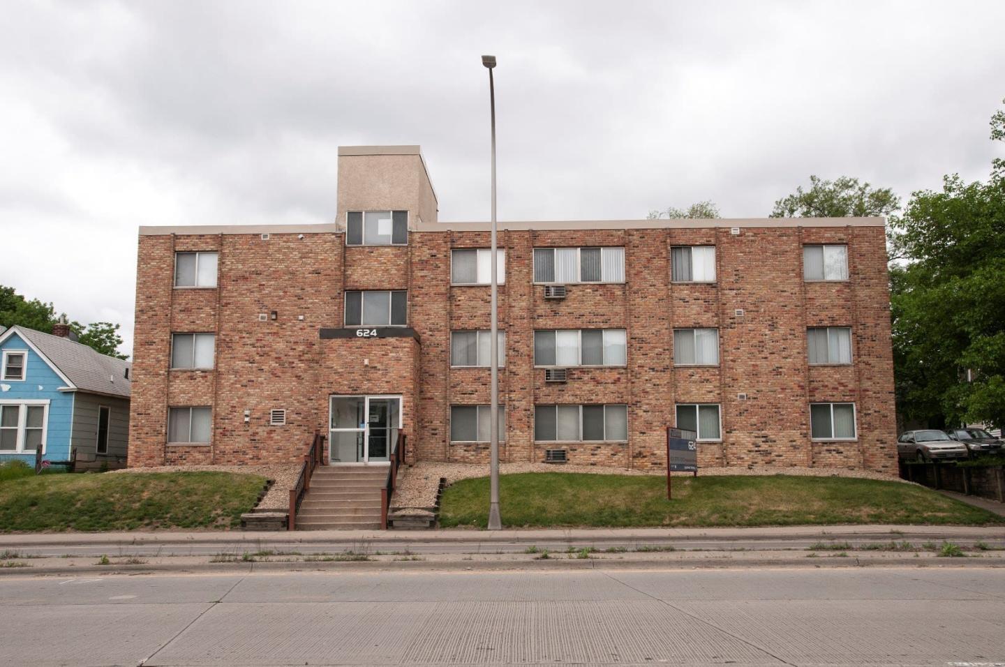 624 Huron Image 18