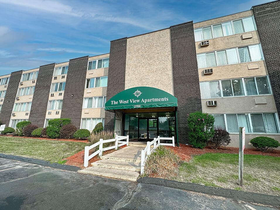 Westview Apartments Image 16