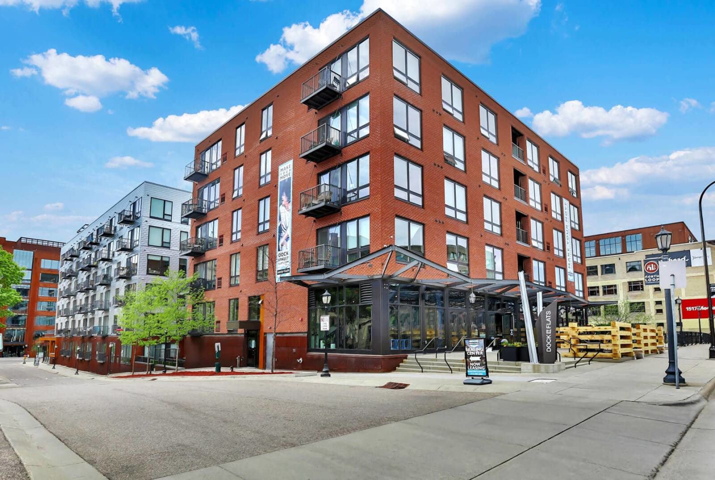 Dock Street Flats Image 11