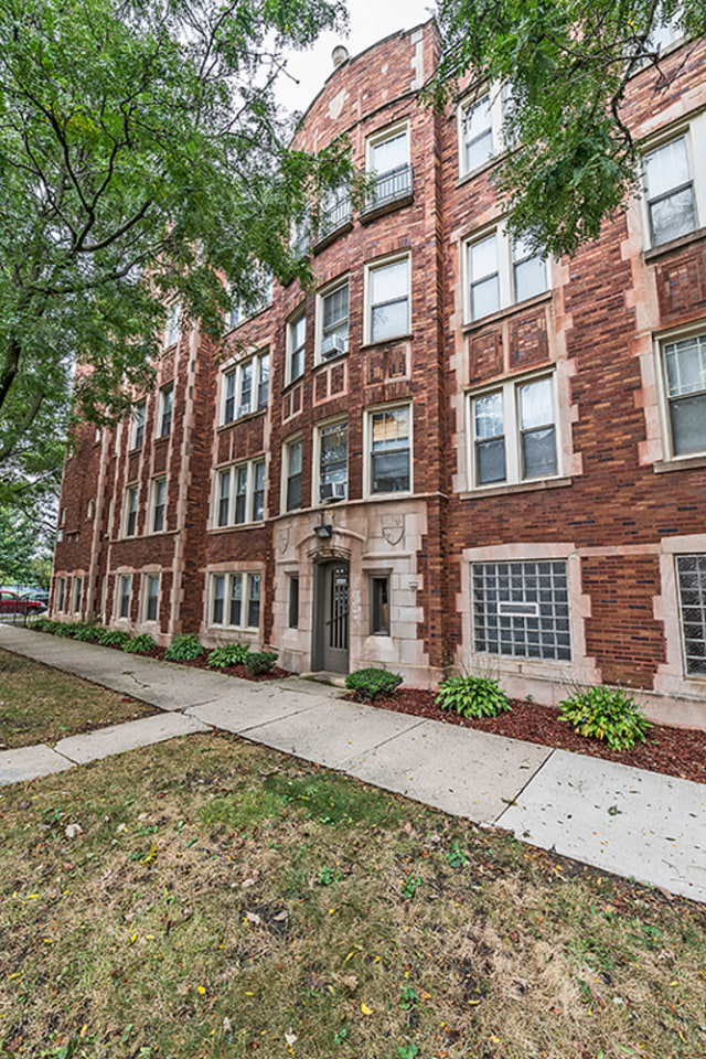 222 East 109th Image 2