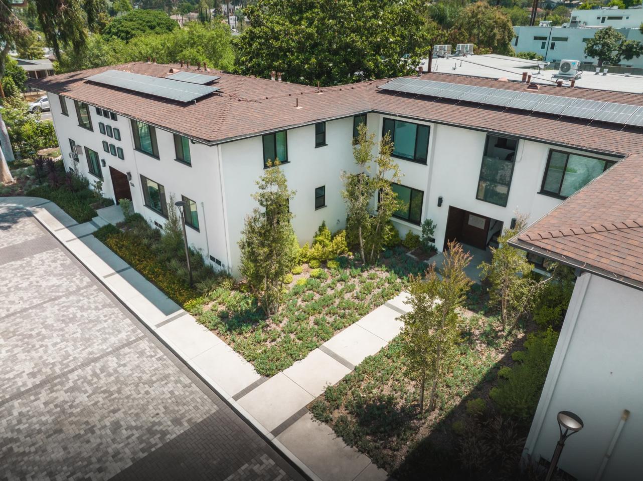 Yosemite Garden Apartments Image 12
