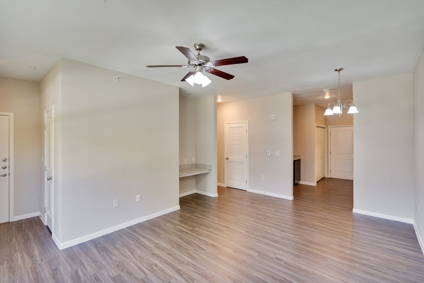 Rolling Hills Townhomes Image 19