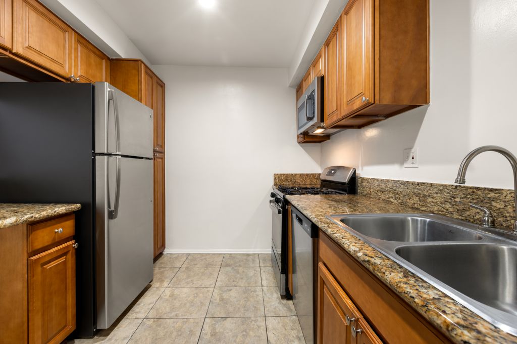 Jaclyn Terrace Image 12