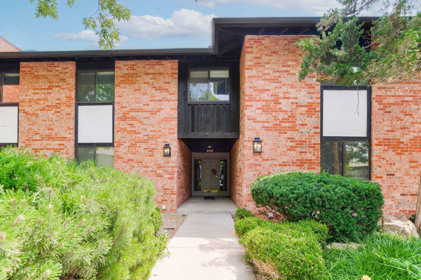 Villa Medici Apartments and Townhomes  Image 10