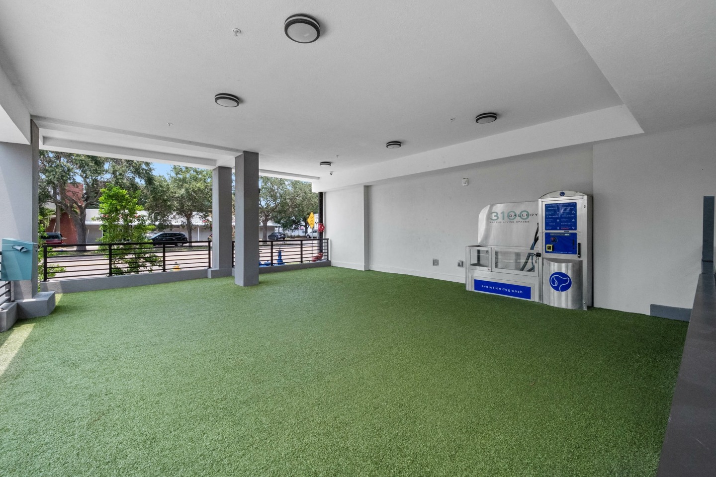 Gallery 3100 Image 28