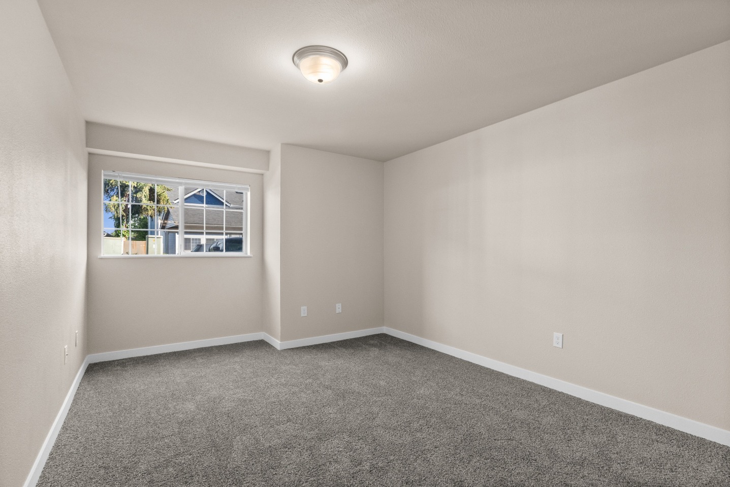 Crown Pointe Apartments Image 24
